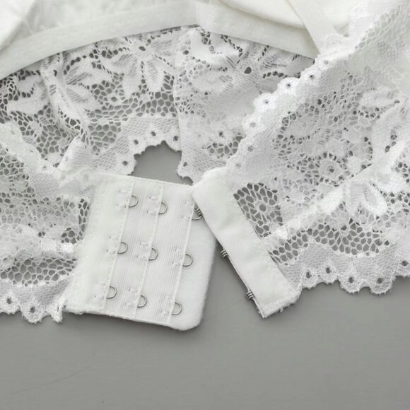 Abercrombie & Fitch White Lace Bralette - NWOT - Picture 5 of 8
